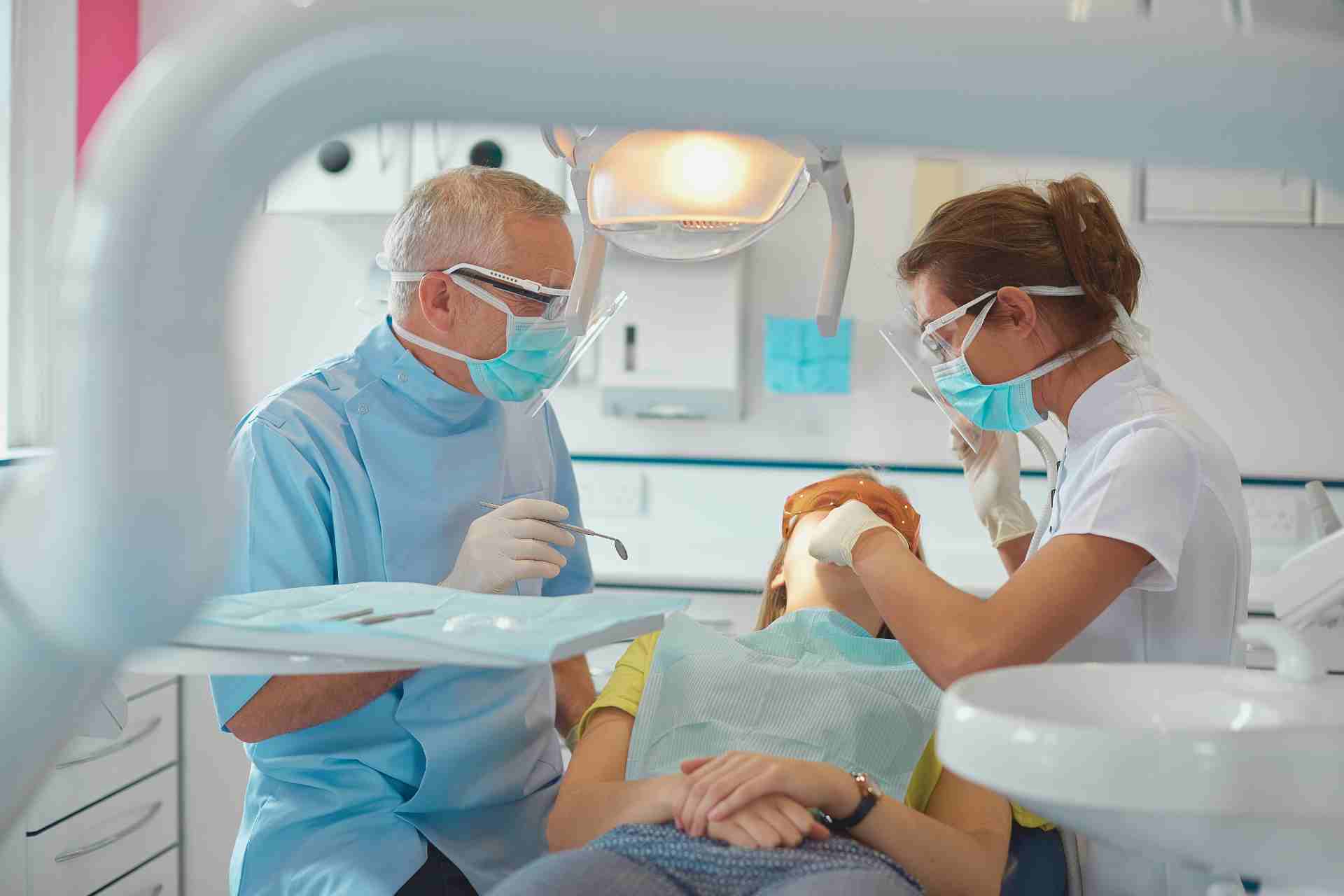 Dentist in Bell Gardens, CA